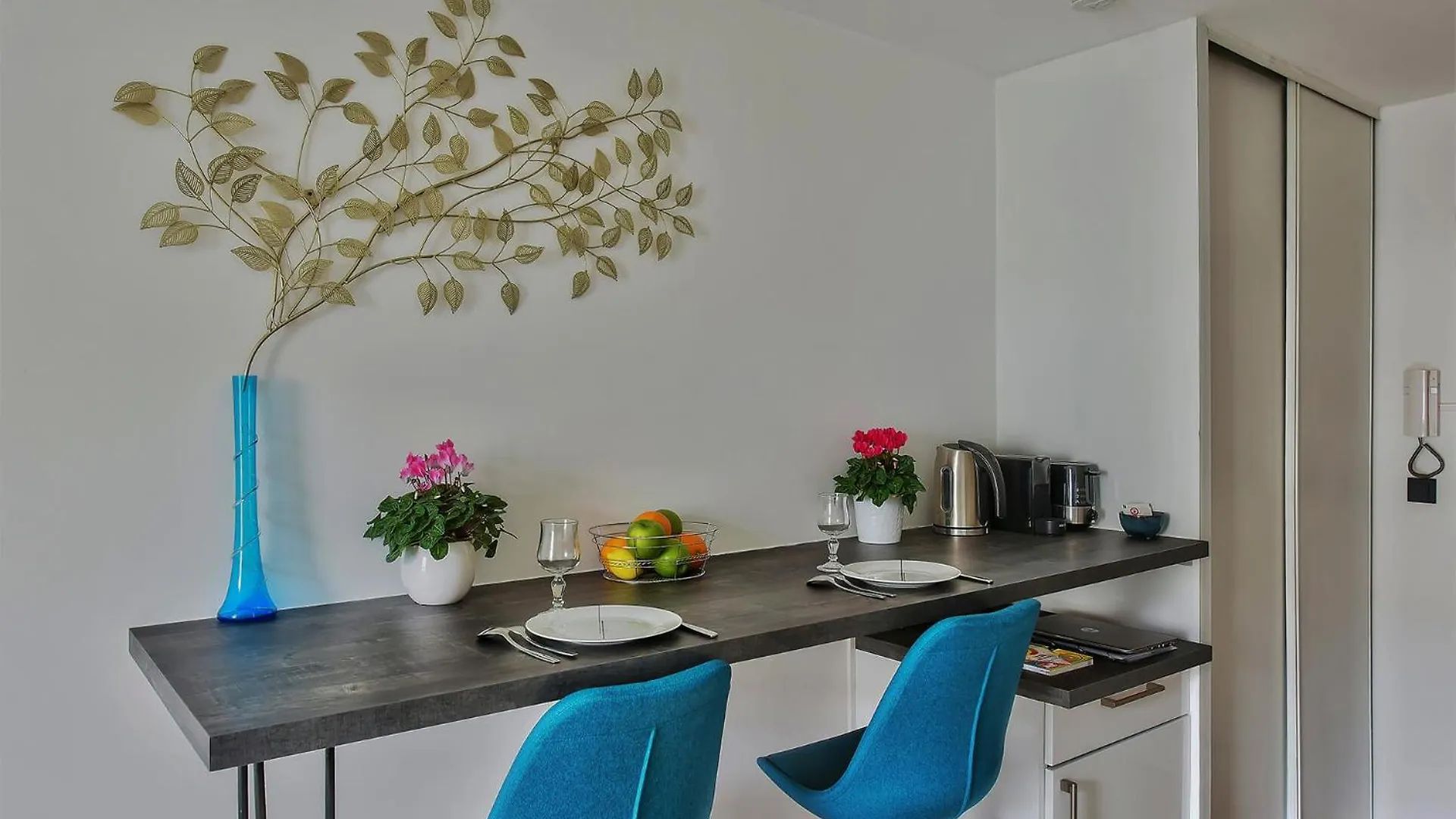 Appartement Monplaisir, beau studio neuf avec parking, classement 2 étoiles Lyon